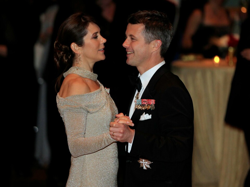Kronprins Frederik og kronprinsesse Mary. Kronprins Fredrik med sin kronprinsesse Mary i New York. Han har beskrevet møtet med henne som et sammensurium av skjebner som førte ham til sin sjelevenn. Foto: Lise Åserud / NTB