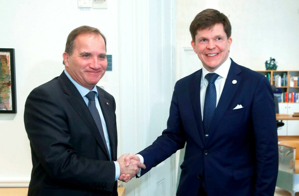 Mistet jobben: Flertallet i Riksdagen stemte ned Stefan Löfven som statsminister sist uke, nå leder han en overgangsregjering fram til en ny regjering kan komme på plass. I går møtte han talsmann Andreas Norlén. FOTO: NTB SCANPIX Mistet jobben: Flertallet i Riksdagen stemte ned Stefan Löfven som statsminister sist uke, nå leder han en overgangsregjering fram til en ny regjering kan komme på plass. I går møtte han talsmann Andreas Norlén. FOTO: NTB SCANPIX