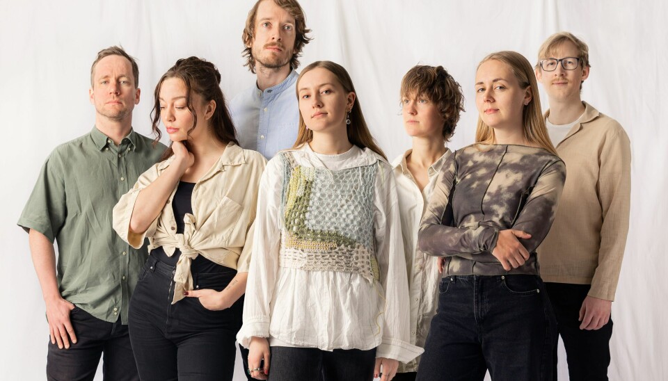 Liv Andrea Hauge (nr. 2 fra høyre) og hennes Ensemble - fra bestillingsverk til sterkt album. Liv Andrea Hauge (nr. 2 fra høyre) og hennes Ensemble - fra bestillingsverk til sterkt album.
