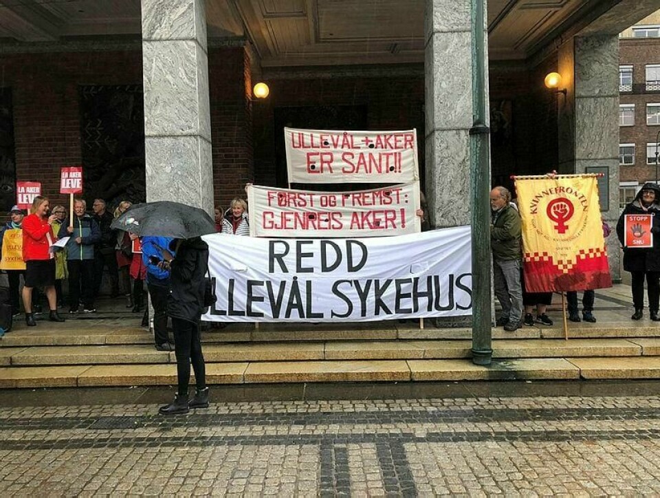 Engasjementet for Aker og Ullevål er stort. Her fra en markering utenfor Rådhuset i september.