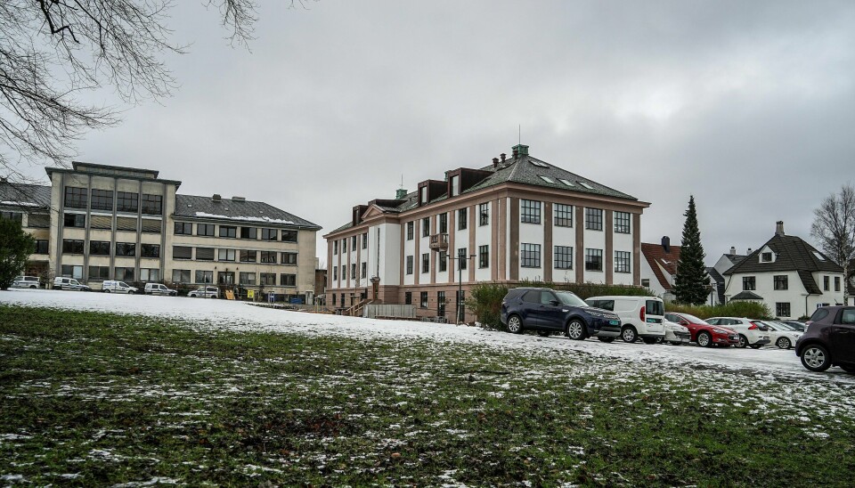 Bilde fra Ledaalparken som viser Hermetikken og Hermetikklaboratoriet. Skal illustrere en kronikk i onsdagsavisen. Bilde fra Ledaalparken som viser Hermetikken og Hermetikklaboratoriet. Skal illustrere en kronikk i onsdagsavisen.