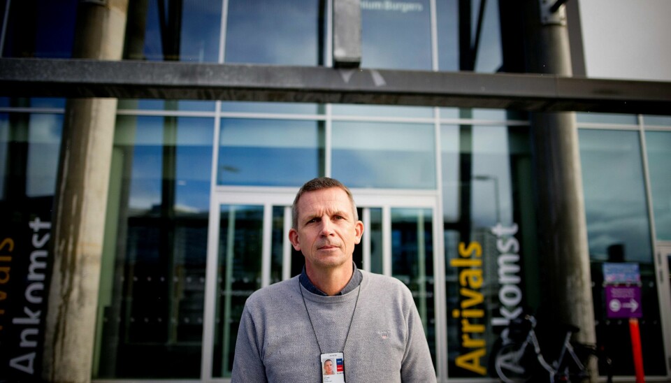 Avinor mener det bør gjøres et bompengefritak for ni av deres tjenestebiler. Bilene må nemlig passere den nye bommen ved flyplassen på Sola flere ganger daglig for å kunne drifte lufthavnen. På bildet er fungerende lufhavnsdirektør Morten Wathnes ved Stavanger lufthavn Sola.