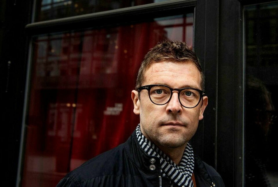 Bobbie Peers er Norges eneste gullpalmevinner, og forfatteren av den populære barnebokserien om William Wenton, verdens beste kodeknekker.