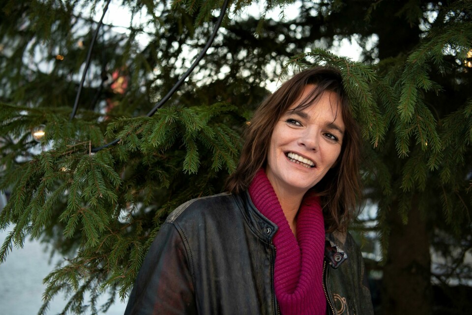 Julie Winge. Skuespiller og foredragsholder. Om tidligere alkoholavhengighet. Alkoholisme. Julie Winge. Skuespiller og foredragsholder. Om tidligere alkoholavhengighet. Alkoholisme.