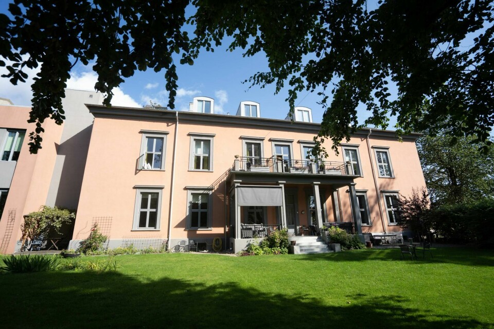 Aksept-senteret ligger øverst på Dælenenga i Oslo. Aksept-senteret ligger øverst på Dælenenga i Oslo.