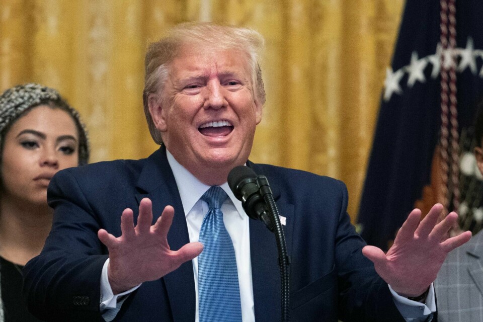 Enda en varsler vurderer å fortelle om president Donald Trumps forsøk på å presse Ukraina til å granske Joe Biden.