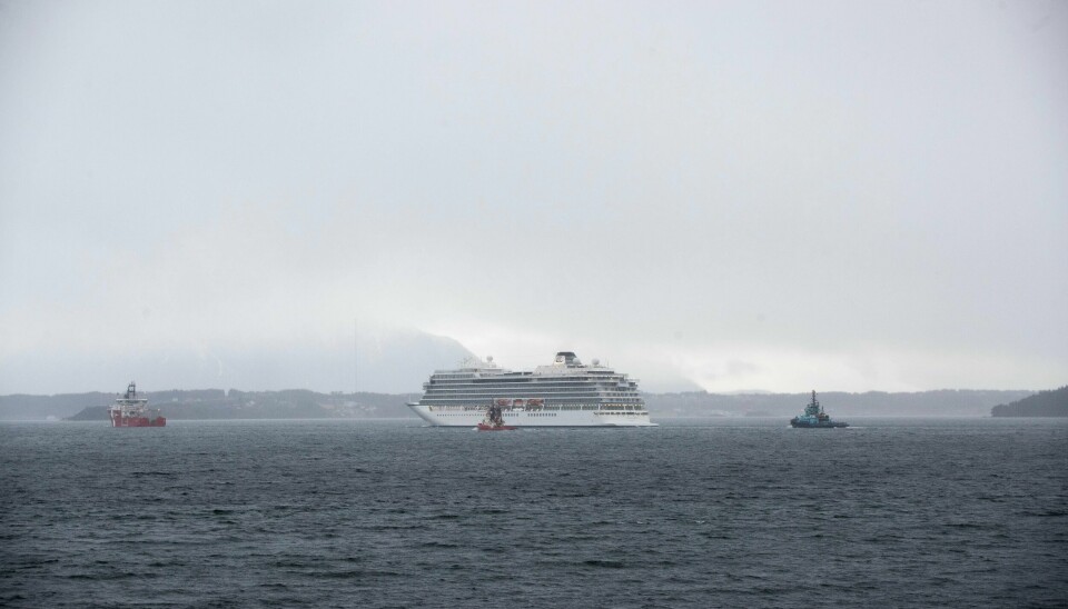 Cruisbåten Viking Sky med motorhavari og i kraftig uvær.