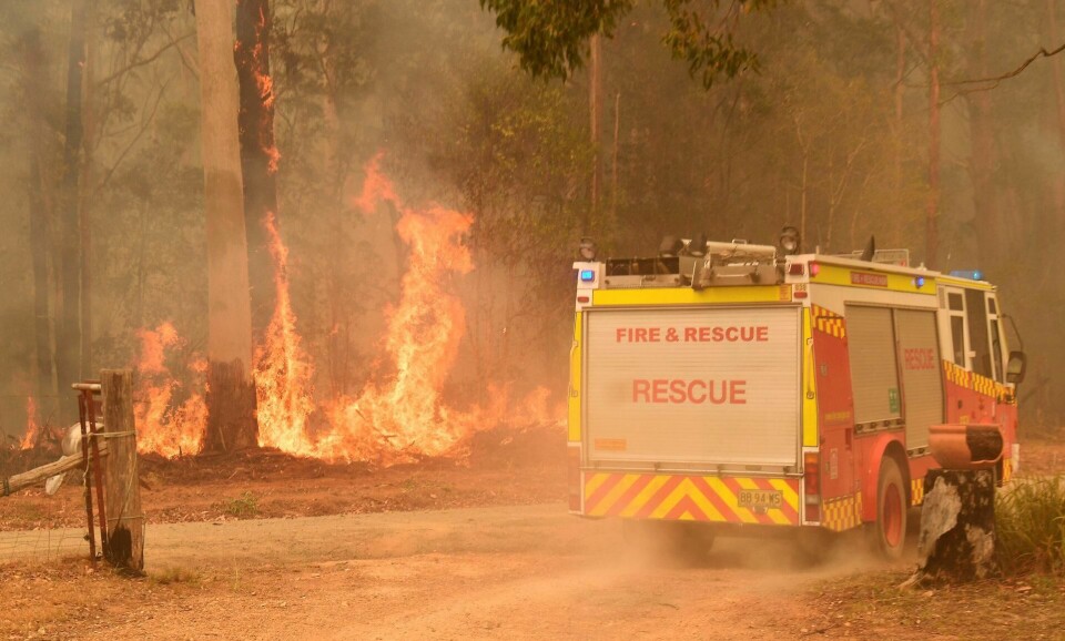 En brannbil i Nabiac, rundt 350 kilometer nord fra Sydney. Fire mennesker er så langt bekreftet omkommet på grunn av de kraftige skogbrannene i Australia.Foto: William West/NTB scanpixTurister i Venezia fredag. Foto: NTB scanpixRick Wright ser på skadene ved huset sitt i Nabiac. Foto: NTB scanpix En brannbil i Nabiac, rundt 350 kilometer nord fra Sydney. Fire mennesker er så langt bekreftet omkommet på grunn av de kraftige skogbrannene i Australia.Foto: William West/NTB scanpixTurister i Venezia fredag. Foto: NTB scanpixRick Wright ser på skadene ved huset sitt i Nabiac. Foto: NTB scanpix