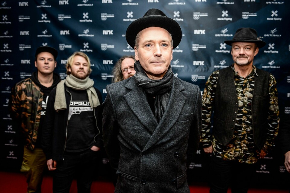 Morten Abel og resten av The September When på vei inn på rød løper til Idrettsgallaen 2019 i Stavanger, som er vertsby for Idrettsgallaen for første gang. Foto: Carina Johansen / NTB scanpix
