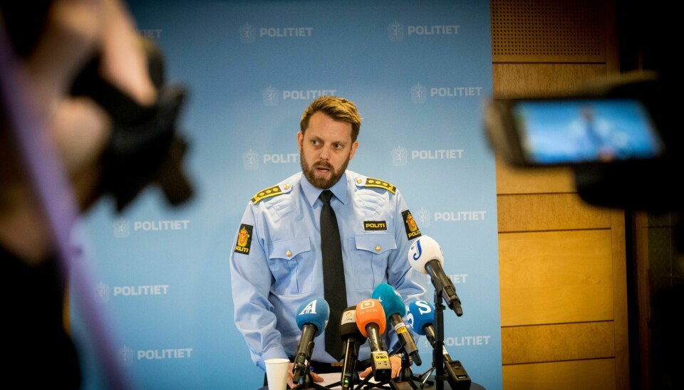 Påtaleansvarlig Lars Ole Berge under en pressekonferanse onsdag formiddag.