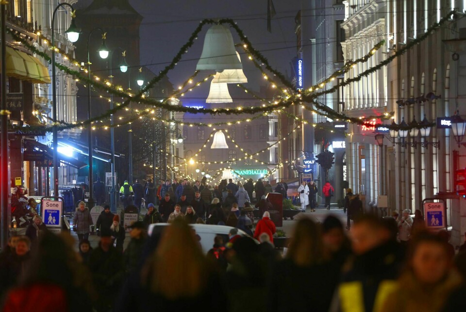 Statistisk sentralbyrå regner med at det blir ny rekord i årets julehandel med 57 milliarder kroner i omsetning. Det er i så fall en økning på 1,7 prosent fra desember i fjor. Foto: Ørn E. Borgen / NTB scanpix