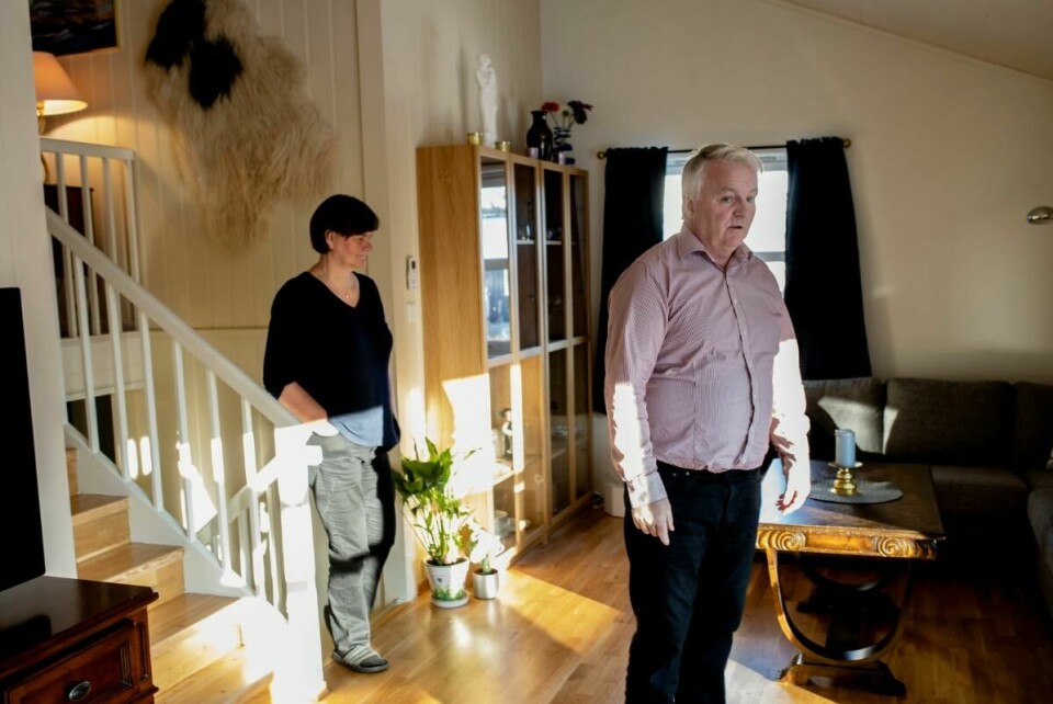 Torgeir og Torunn har solgt unna det meste av eiendeler den siste tida. Nå håper de at noen vil kjøpe huset. Torgeir og Torunn.
