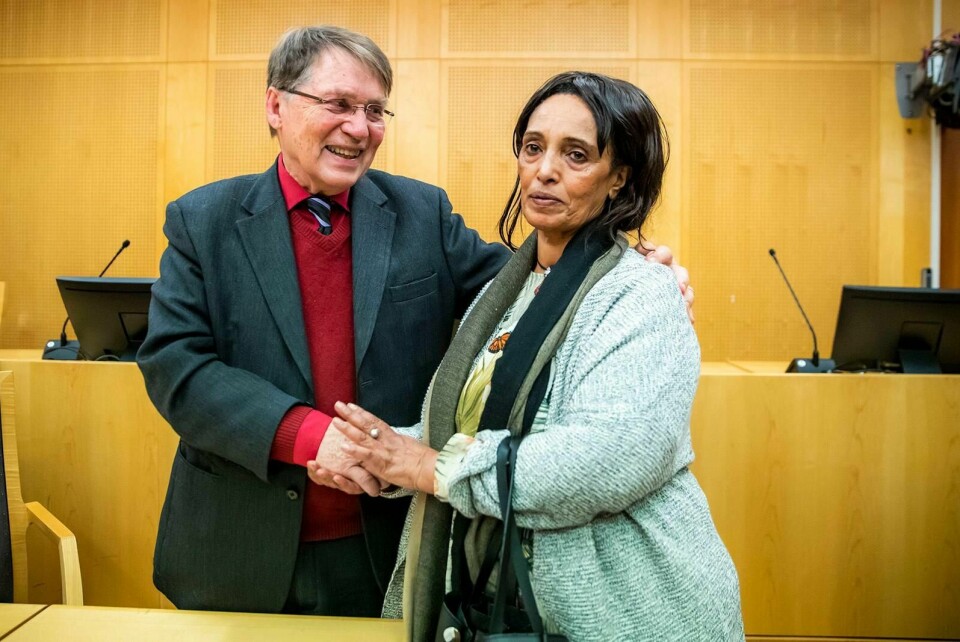 Tidligere biskop Gunnar Stålsett og Lulu Tekle i rettssal 227 i Oslo tingrett i forrige uke. Foto: Håkon Mosvold Larsen/NTB scanpix