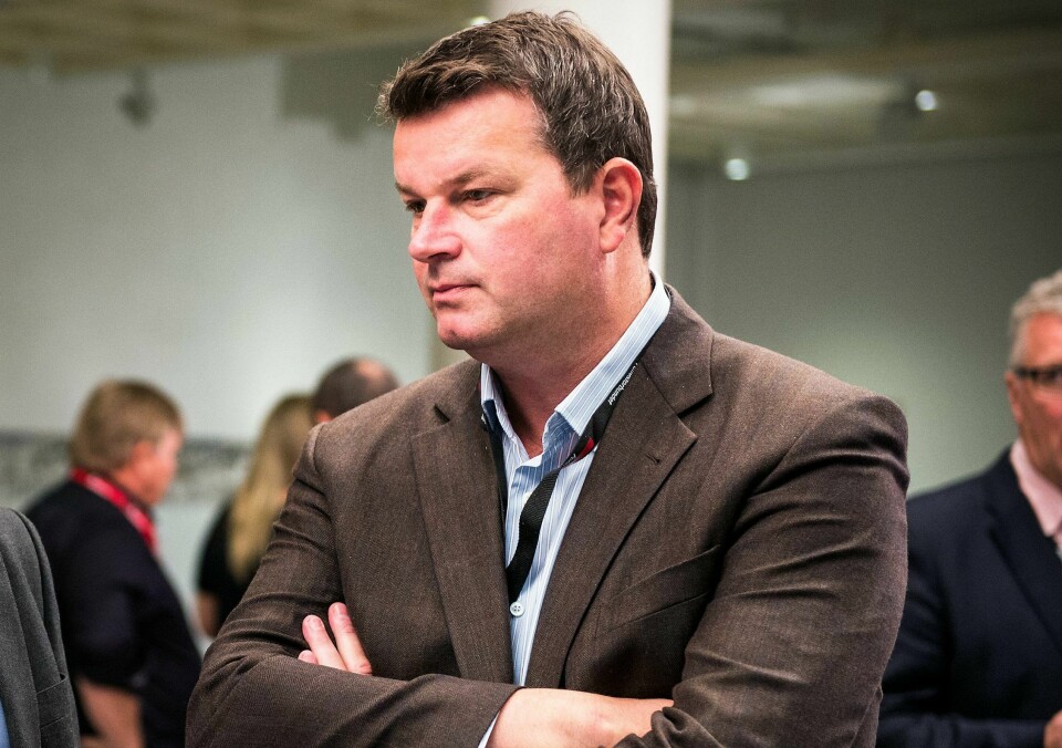 LO-nestleder Hans Christian Gabrielsen mener EØS-striden bør være et kraftig signal til NHO, som har kjørt omkamper på saker som den omstridte verftssaken. Da tariffavtalen i verftssektoren ble allmenngjort, ble også dekking av reise, kost og losji del av den lovfesta minstelønna. NHO gir seg ikke. Nå kan saken kan ende i EFTA-domstolen. FOTO: FRØYDIS FALCH URBYE LO-nestleder Hans Christian Gabrielsen mener EØS-striden bør være et kraftig signal til NHO, som har kjørt omkamper på saker som den omstridte verftssaken. Da tariffavtalen i verftssektoren ble allmenngjort, ble også dekking av reise, kost og losji del av den lovfesta minstelønna. NHO gir seg ikke. Nå kan saken kan ende i EFTA-domstolen. FOTO: FRØYDIS FALCH URBYE