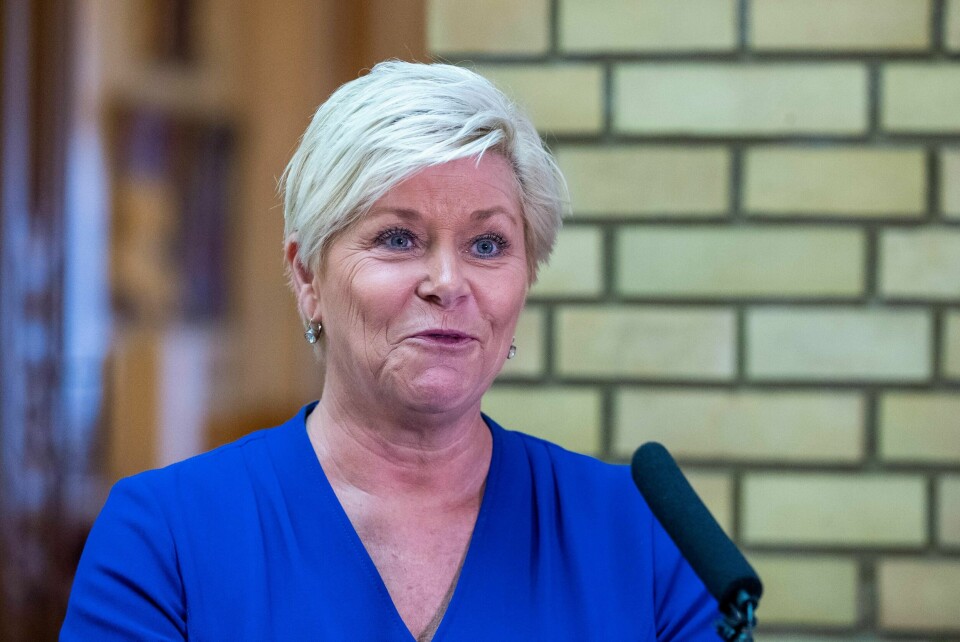 Siv Jensen (Frp) sier partiet er klare på kravet om et mindre antall kvoteflyktninger.