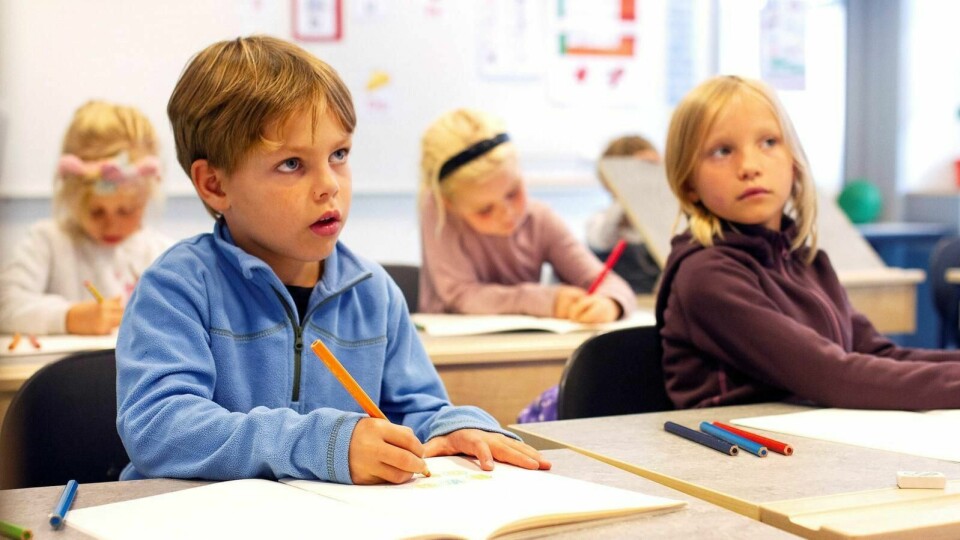 Nye læreplaner trådte i kraft i høst, uten at det er utviklet en pedagogikk tilpasset de minste elevene.