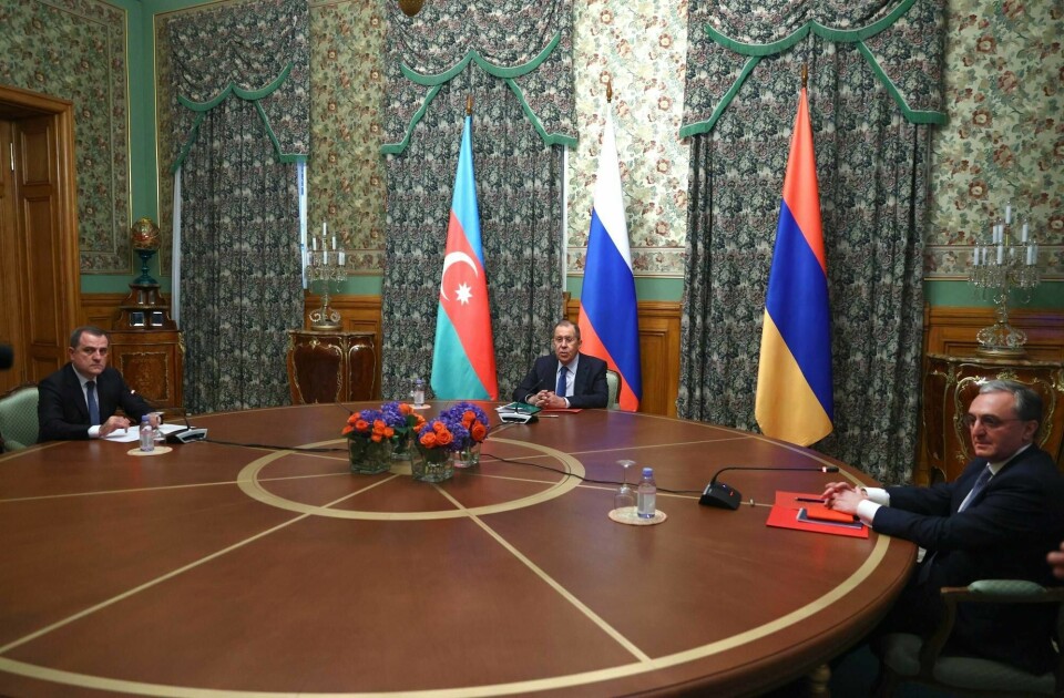 Russland har ledet fredsforhandlingene etter at det de siste to ukene har brutt ut harde kamper i Nagarno-Karabakh.