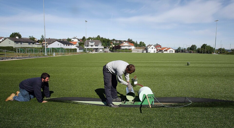 Stemmen var beryktet og ofte fryktet blant lag som møtte Pol på den gamle grusbanen. Her får Stemmen kunstgressdekke i 2010.