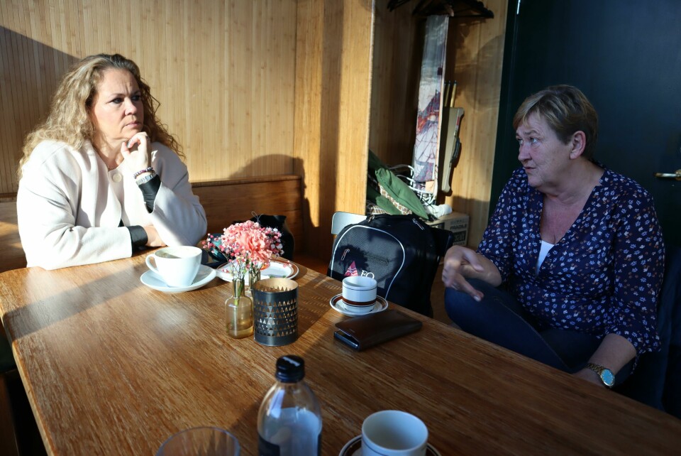 Hanne Loennechen og Ann Skjellum i henholdsvis Akademikerforbundet og Fellesorganisasjonen (FO). De er bekymra for utviklinga i den nye storkommunen. Hanne Loennechen og Ann Skjellum i henholdsvis Akademikerforbundet og Fellesorganisasjonen (FO). De er bekymra for utviklinga i den nye storkommunen.