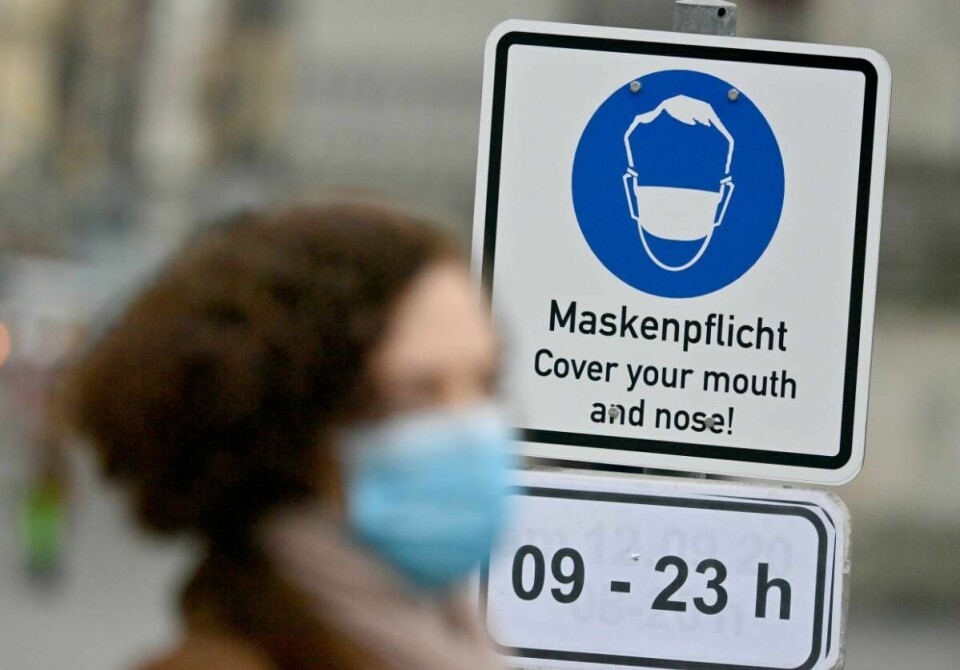 Stadig flere tester positivt for koronaviruset i Tyskland til tross for myndighetenes smitteverntiltak. Foto: AP / NTB