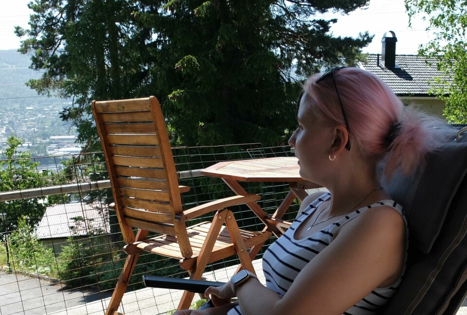 I disse dager forventer Martine Friis Toivonen nytt avslag på ung ufør-tillegget. Etter at hun fikk innvilget AAP, kvalifiserer hun ikke lenger for fri rettshjelp. Hun ranslår at hun har brukt rundt 30.000 kroner av egen lomme til advokathjelp til nå. I disse dager forventer Martine Friis Toivonen nytt avslag på ung ufør-tillegget. Etter at hun fikk innvilget AAP, kvalifiserer hun ikke lenger for fri rettshjelp. Hun ranslår at hun har brukt rundt 30.000 kroner av egen lomme til advokathjelp til nå.