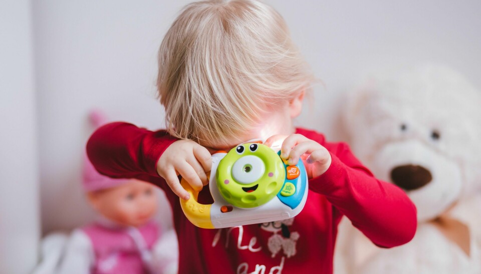 Det tærer på alle, både foreldre, barn og barnehageansatte - når man må vente i opptil 10 måneder på spesialpedagogisk hjelp fra PPT til barn som sliter.