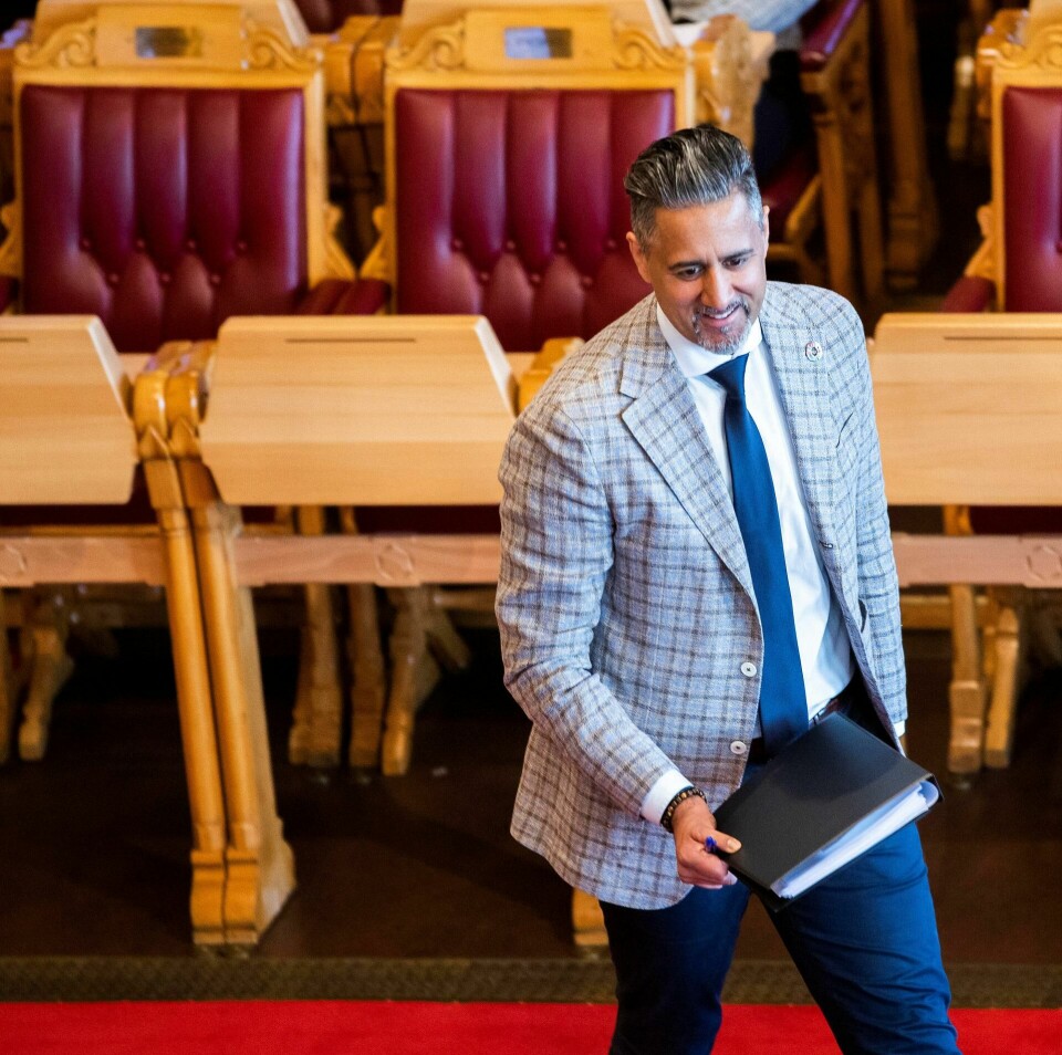 Kulturminister Abid Raka har fått motbør i Stortinget, også fra sine egne.Foto: Beri Roald/NTB Kulturminister Abid Raka har fått motbør i Stortinget, også fra sine egne.Foto: Beri Roald/NTB