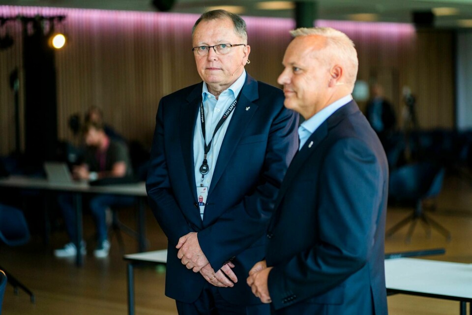 Eldar Sætre (t.v.) overlater sjefsstolen i Equinor til Anders Opedal 2. november, og den nye konsernsjefen får umiddelbart en lukket høring om Equinors milliardtap i USA i fanget.