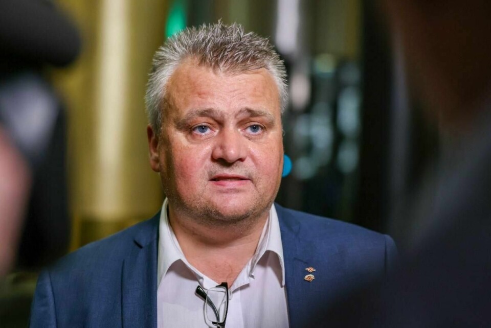 Det har gått fra vondt til verre i servicenæringen etter nye innstramminger. – Jeg er fortvilet på bransjens vegne, sier Fellesforbundet-leder Jørn Eggum.