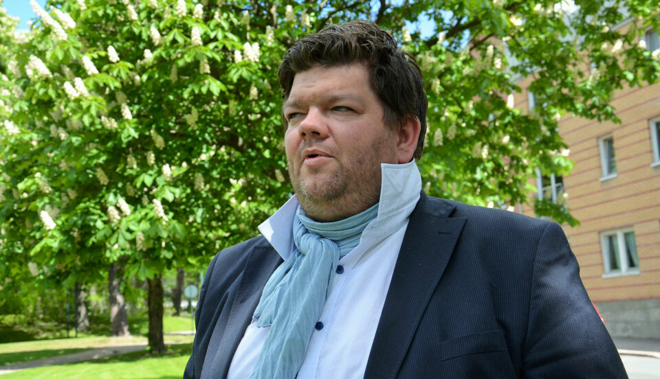 Allsidig: Ronny Johnsen, profilert daglig leder i Rett Fram Opplevelser, er også musiker og spiller med Unni. FOTO: SILJE SKIPHAMN Allsidig: Ronny Johnsen, profilert daglig leder i Rett Fram Opplevelser, er også musiker og spiller med Unni. FOTO: SILJE SKIPHAMN