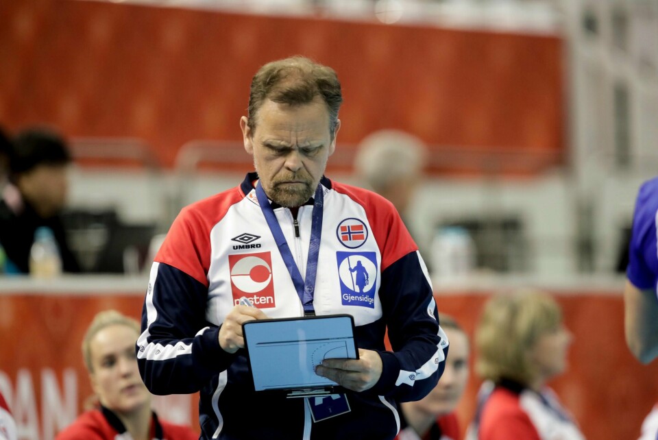 Landslagssjef Thorir Hergeirsson, her under bronsefinalen mellom Norge og Russland i VM 2019, er i ferd med å legge planen for hvordan EM-oppladningen blir i år. Den skjer ikke i Norge.