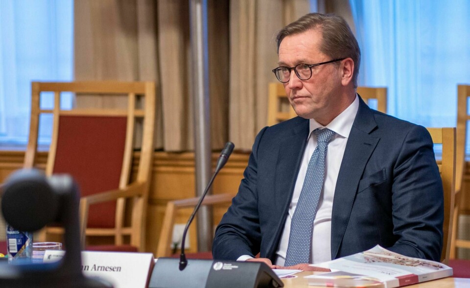 Granskingsutvalgets leder Finn Arnesen før høringen om trygdeskandalen (Nav-saken) i kontroll- og konstitusjonskomiteen på Stortinget.
