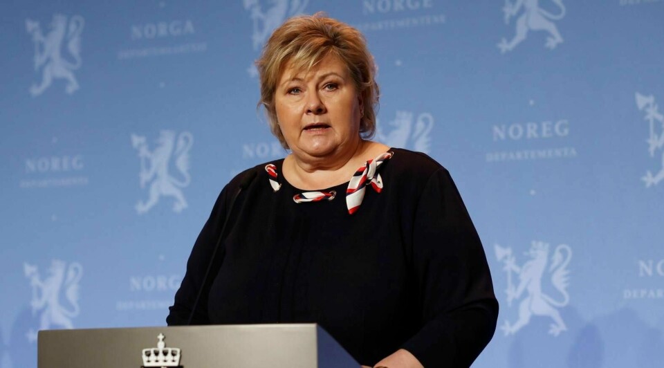 Statsminister Erna Solberg under pressekonferanse om koronasituasjonen og julefeiring.
