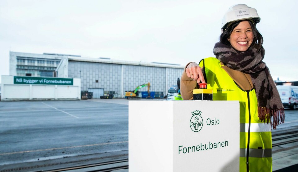 Oslos miljø- og samferdselsbyråd Lan Marie Berg (MDG) under anleggsstart av den nye Fornebubanen. Fornebu 20201211. Oslos miljø- og samferdselsbyråd Lan Marie Berg (MDG) under anleggsstart av den nye Fornebubanen.Foto: Terje Pedersen / NTB
