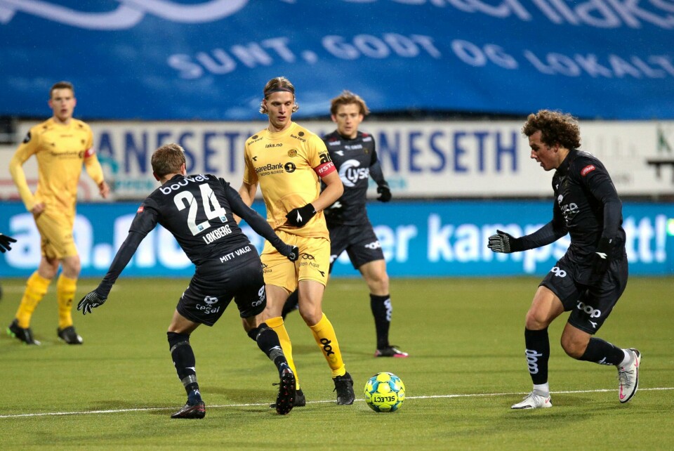 Ulrik Saltnes (Glimt) i aksjon under eliteseriekampen i fotball mellom Bodø/Glimt og Viking på Aspmyra stadion. Foto: Mats Torbergsen / NTB Bodø 20201219. Ulrik saltnes (Glimt) i aksjon under eliteseriekampen i fotball mellom Bodø/Glimt og Viking på Aspmyra stadion.Foto: Mats Torbergsen / NTB