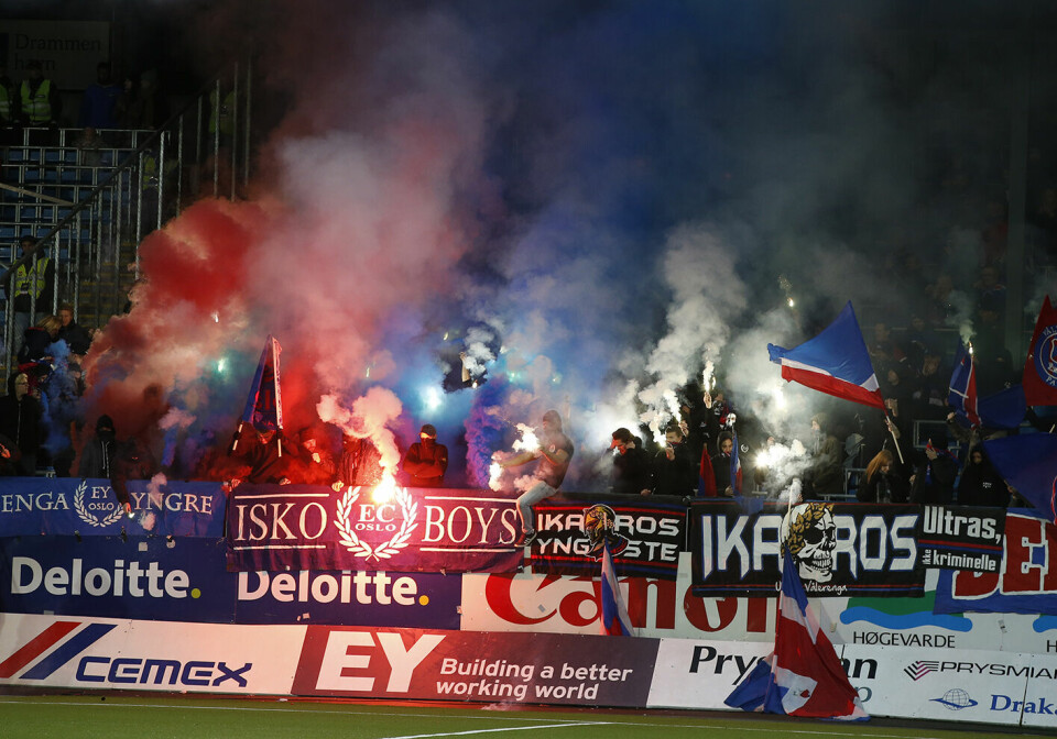 Mandag kveld besluttet Vålerenga å kutte alle bånd til supportere med voldelige anslag, i Oslo vil det si såkalte «Isko Boys« og «Ikaros Oslo». Her fra Marienlyst stadion siste serierunde. FOTO: NTB SCANPIX Mandag kveld besluttet Vålerenga å kutte alle bånd til supportere med voldelige anslag, i Oslo vil det si såkalte «Isko Boys« og «Ikaros Oslo». Her fra Marienlyst stadion siste serierunde. FOTO: NTB SCANPIX
