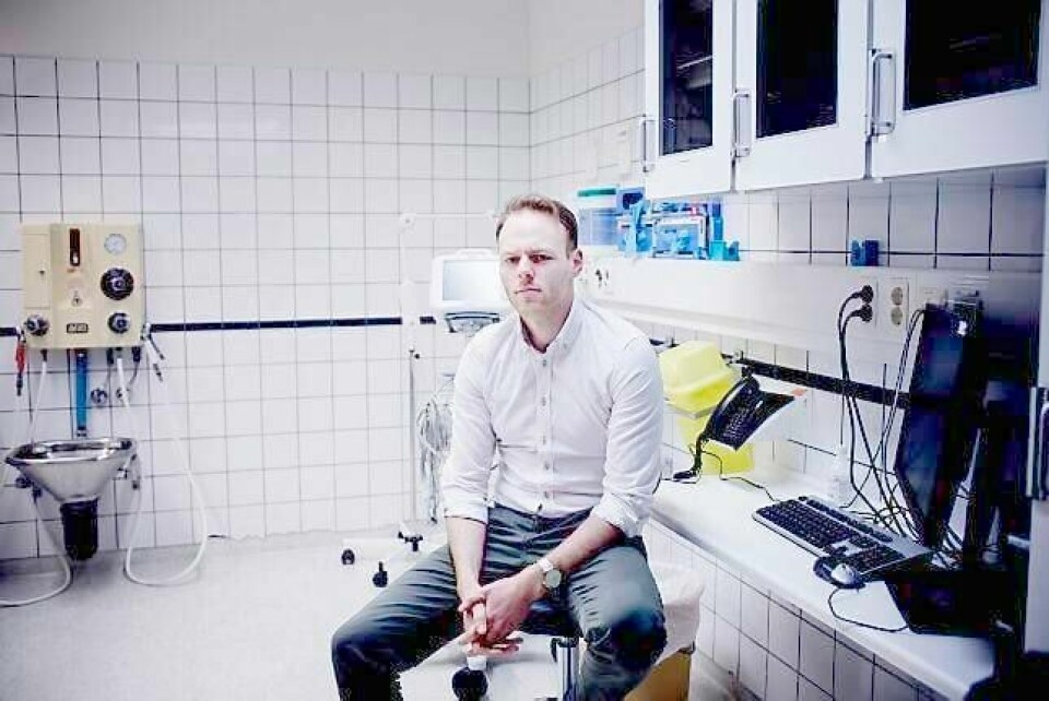 - Vi har ikke mer krav på jobb enn andre som har tatt en utdannelse, men vi har krav på ryddige og ordentlige ansettelsesprosesser. Slik det er i dag føler mange seg maktesløse og resignerte, sier Even Holth Rustad, leder i Norsk medisinstudentforening.