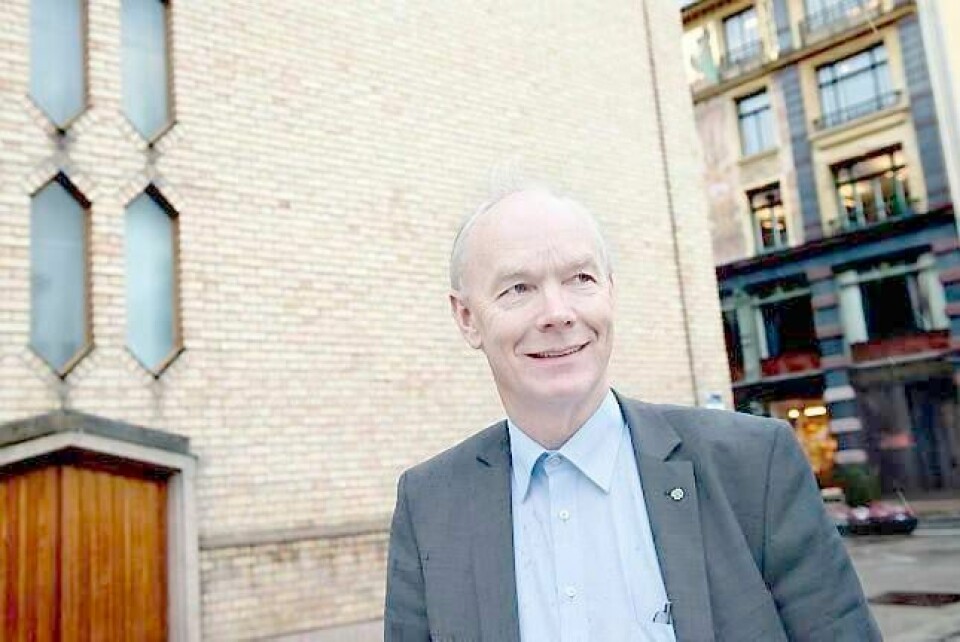 Så få som seks representanter skal kunne kalle inn en statsråd eller statssekretær om de lukter ugler i mosen, mener Per Olaf Lundteigen (Sp). FOTO: MIMSY MØLLER