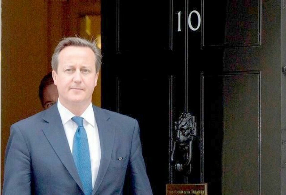 Britenes statsminister David Cameron har kjempet hardt mot at Luxembourgs tidligere statsminister Jean-Claude Juncker skal bli ny president i EU-kommisjonen, men har mektige Angela Merkel i Tyskland mot seg. FOTO: NEIL HALL/NTB SCANPIX
