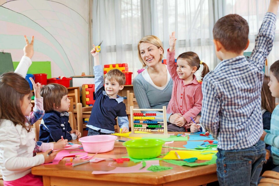 Barnehager med stabil bemanning og med mange faglig utdannede gir høyere karakternivå på skolen. ILLUSTRASJONSFOTO: ISTOCKPHOTO