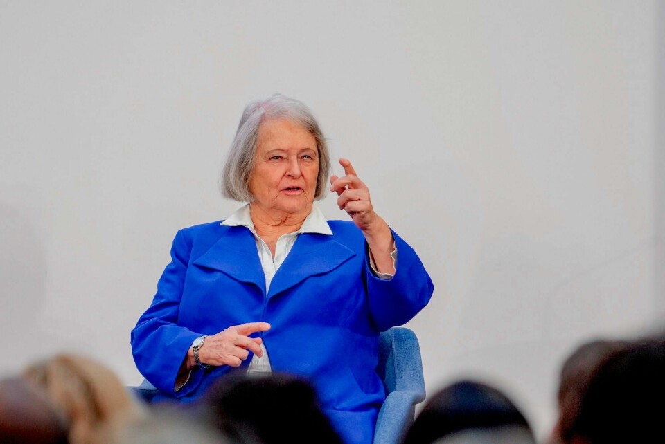 Tidligere statsminister Gro Harlem Brundtland (Ap) mener dagens abortlov, som hun selv kjempet for, er utdatert. Dagsavisen sier seg enig. Tidligere statsminister Gro Harlem Brundtland (Ap) mener dagens abortlov, som hun selv kjempet for, er utdatert. Dagsavisen sier seg enig.
