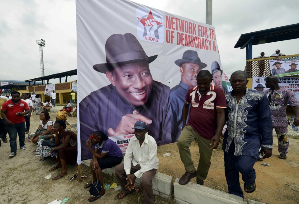 Det står om videre makt for president Goodluck Jonathan i Nigeria i dag. Her er han på en plakat i Harcourt i Delta-regionen i Nigeria. FOTO: PIUS UTOMI EKPEI/NTB SCANPIX