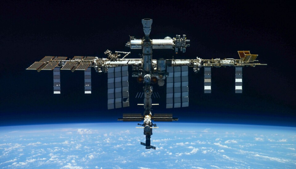 Russland og USA har hatt astronauter på Den internasjonale romstasjonen siden 1998. Etter 2024 vil samarbeidet ta slutt, melder russiske myndigheter. Russland og USA har hatt astronauter på Den internasjonale romstasjonen siden 1998. Etter 2024 vil samarbeidet ta slutt, melder russiske myndigheter. Foto: Roskosmos Space Agency / AP / NTB