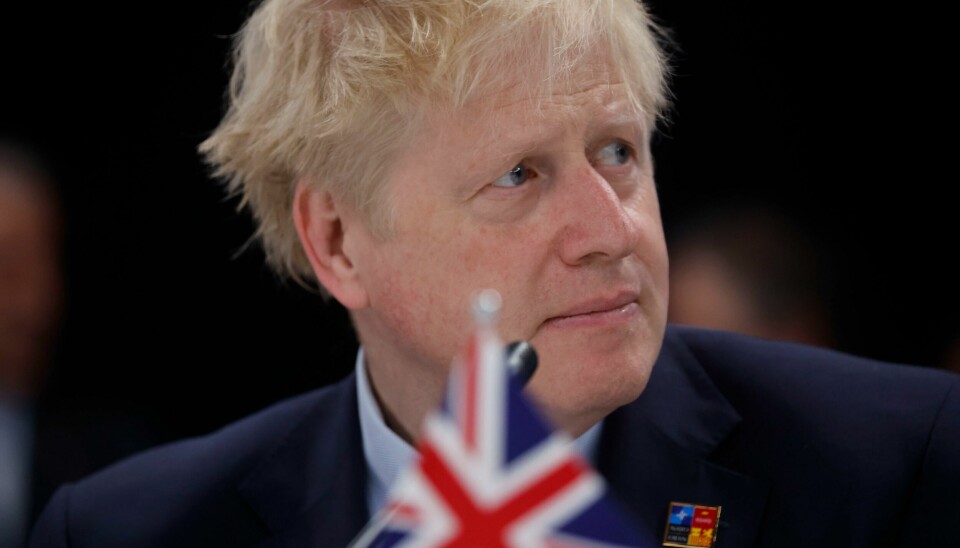 Fremtiden som statsleder i Storbritannia ser mørk ut for Boris Johnson, mener britiske medier. Storbritannias statsminister Boris Johnson har fått tittelen æresborger av Odesa. Foto: Jonathan Ernst / AP / NTB
