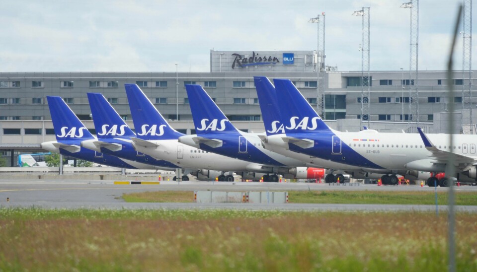 SAS fly på rekke og rad ved Oslo Lufthavn Gardermoen etter at det ble klart at 900 SAS-piloter tas ut i streik. SAS fly på rekke og rad ved Oslo Lufthavn Gardermoen etter at det ble klart at 900 SAS-piloter tas ut i streik.