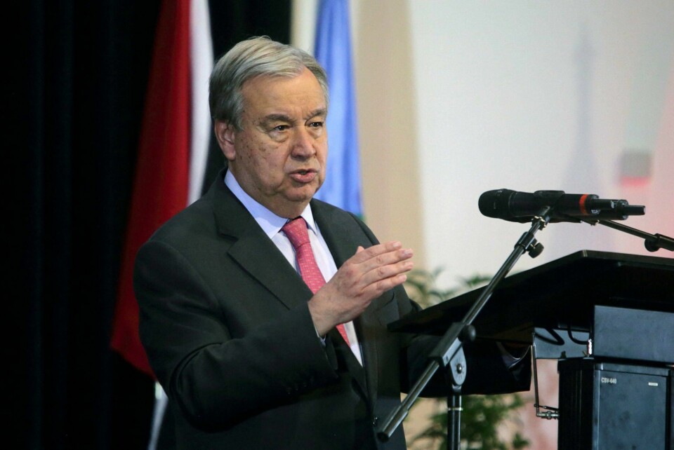FNs generalsekretær António Guterres. I en uttalelse fra Guterres' talsmann står det at generalsekretæren fordømmer ethvert angrep mot sivile eller sivil infrastruktur. UN Secretary-General António Guterres addresses the 43rd Heads of Government Meeting of the Caribbean Community (CARICOM), at Assuria High Rise in Paramaribo, Suriname, on July 3, 2022. (Photo by Ranu Abhelakh / AFP)