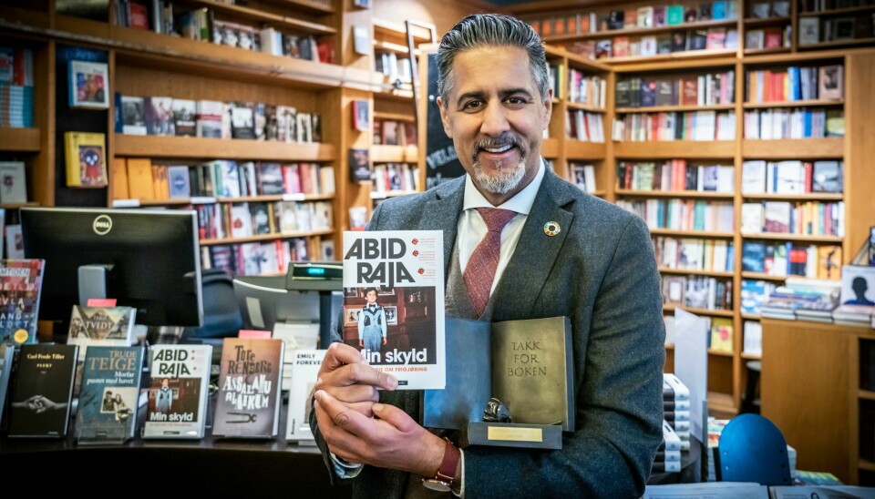 Oslo 20211123. Abid Raja vant årets Bokhandlerpris med boka «Min skyld» under et arrangement på Litteraturhuset i Oslo tirsdag. (ONSDAG) Foto: Ole Berg-Rusten / NTB