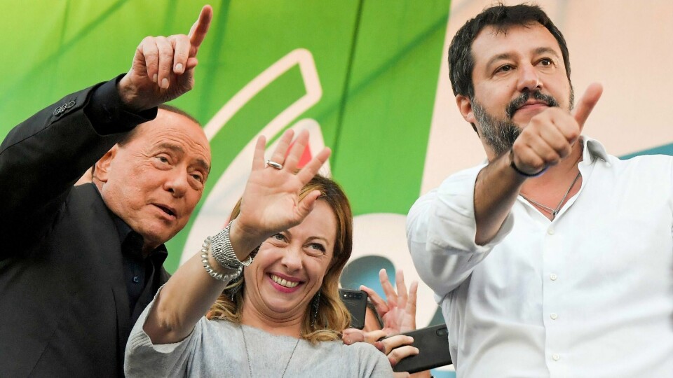 Fra venstre: Silvio Berlusconi, Giorgia Meloni og Matteo Salvini kan ende med regjeringsmakt etter valget i Italia i september. Her er de sammen i 2019. Fra venstre: Silvio Berlusconi, Giorgia Meloni og Matteo Salvini kan ende med regjeringsmakt etter valget i Italia i september. Her er de sammen i 2019.