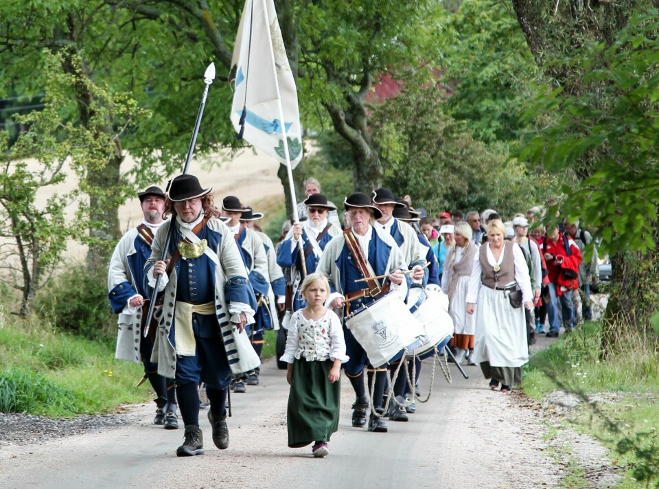 Tambouravdelingen har også tidligere gått først i marsjer. Her fra byjubileet i 2017, og marsjen fra Sarpsborg til Fredrikstad. Lørdag 13. august leder avdelingen vandrere på Gamlebyens brosteiner. Tambouravdelingen har også tidligere gått først i marsjer. Her fra byjubileet i 2017, og marsjen fra Sarpsborg til Fredrikstad. Lørdag 13. august leder avdelingen vandrere på Gamlebyens brosteiner.