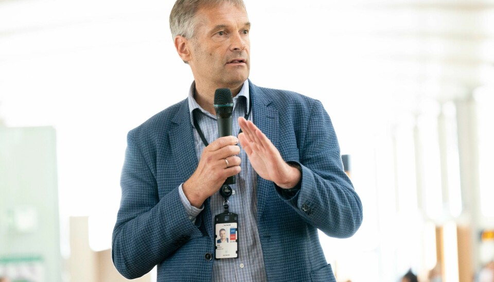 Konsernsjef i Avinor, Abraham Foss, har kuttet kraftig i egne utgifter for å få bransjen de er avhengig av på beina igjen. Konsernsjef i Avinor, Abraham Foss, har kuttet kraftig i egne utgifter for å få bransjen de er avhengig av på beina igjen. Foto: Torstein Bøe / NTB